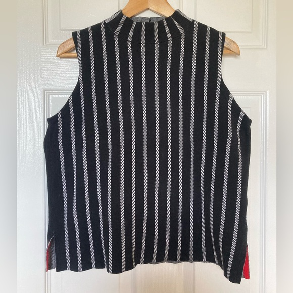 Moth by Anthropologie Rochester Mock Neck Sleeveless Top Black White Stripe - Picture 2 of 7
